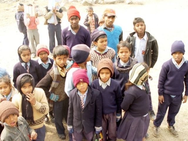 Nepalische Schulkinder in LoGi-City